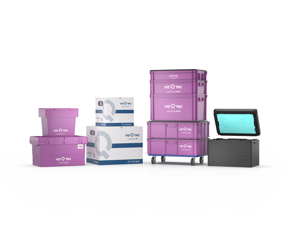 Das Bild zeigt verschiedene vakuum isolierte Verpackungsprodukte der va-Q-tec Thermal Solutions GmbH für den temperaturkontrollierten Transport.